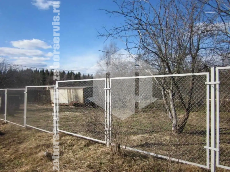 Забор из сетки рабицы с секциями 61 метр