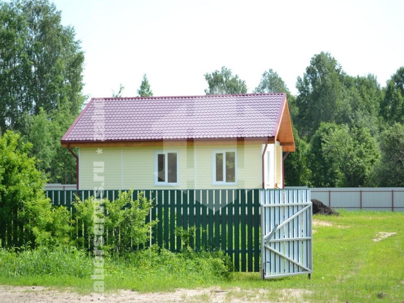 Забор из евроштакетника с утрамбовкой щебнем 55 метров