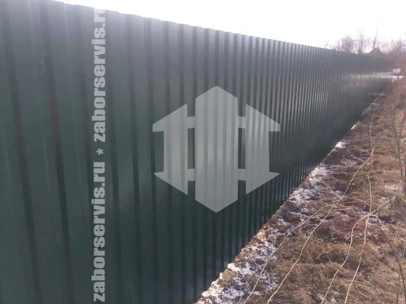 Забор из профнастила 58 метров