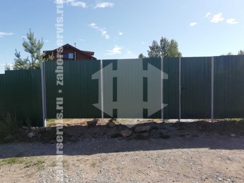 Забор из профнастила с бетонированием столбов 240 метров