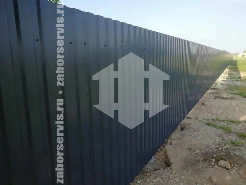 Забор из профнастила 86 метров синий