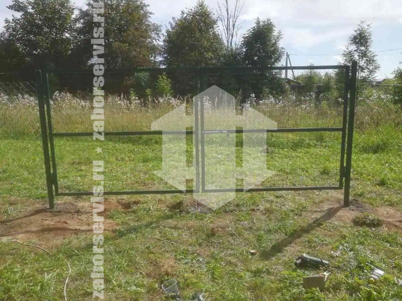 Забор из сетки рабицы с проволокой 115 метров