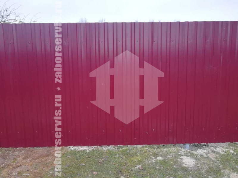 Забор из профнастила с бетонированием столбов 16 соток