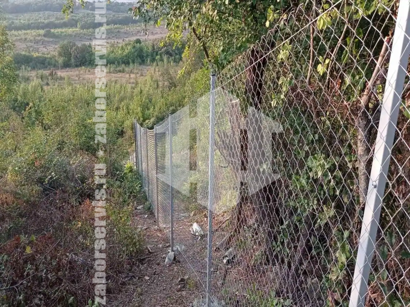 Забор из сетки рабицы с проволокой 185 метров