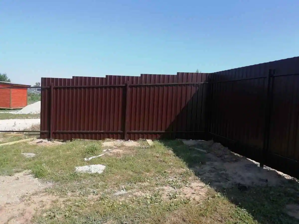 Забор из профнастила 36 метров